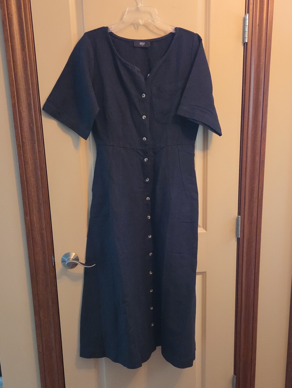 Women's NWT Size Medium Able Navy Button-Down Midi Dress
